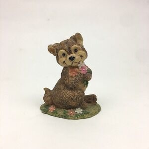 Vintage Resin Sitting Brown Dog‎ Wolf Animal Holding Flowers Figurine Cartoonish